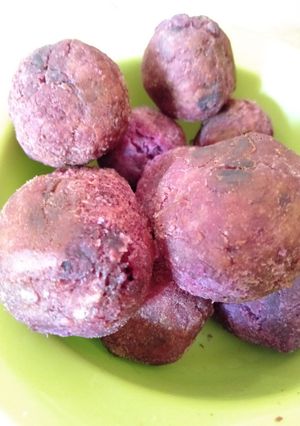 Foto resep Bola - Bola Ubi Ungu ala Ummu Rasya