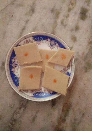 A picture of Kaju katli.