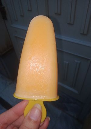 A picture of Mango qulfi.