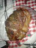 Lechón a la provenzal y ajo al horno