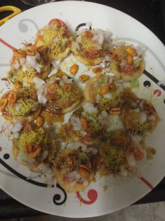 પાપડી ચાટ (Papdi Chaat Recipe In Gujarati) રેસીપી મુખ્ય ફોટો