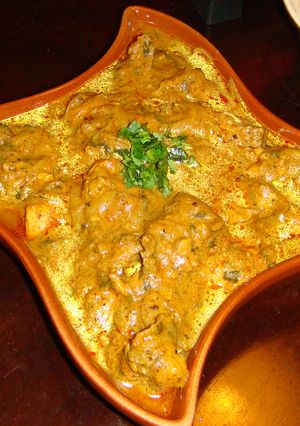 A picture of Yogurt Chicken Curry.