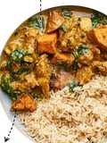 Receita Saudável - Tofu com Batata-Doce, Espinafres e Molho de Curcuma
