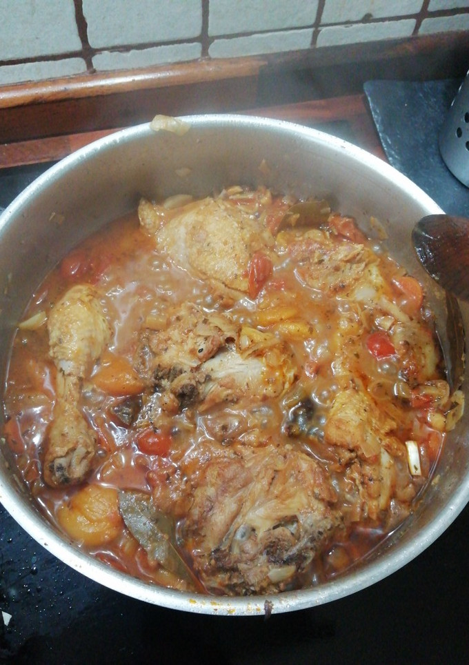 Una foto de Pollo a la catalana
