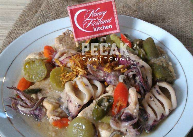 Pecak Cumi Tahu Tempe Terong
