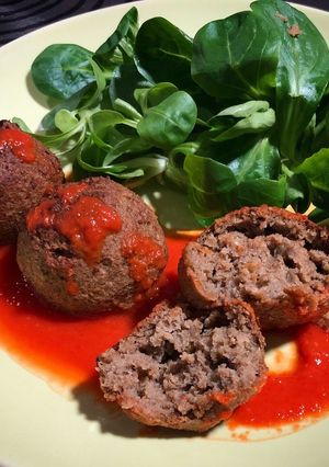 Una foto de Albóndigas de berenjena con salsa de piquillo - Mambo Cecotec
