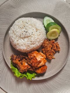 Foto resep Ayam Gepuk Sambal Kacang Mede A la Pak Gembus