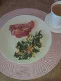 ☕¡Un desayuno perfecto! 🍳 Huevo Revuelto con Espinaca y Tocino
