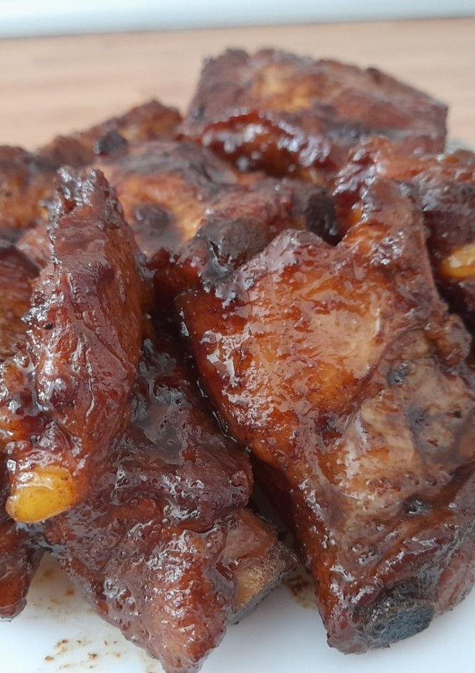 Una foto de Costillas con Coca-Cola