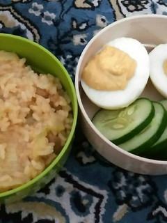 Foto resep Lunch kantor (baked beans tomato rice and devil eggs) 🍛😻