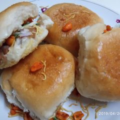 Dabeli A picture of Dabeli.