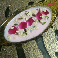 A picture of Rose Kheer.