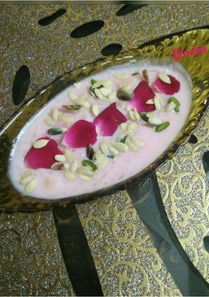 A picture of Rose Kheer.