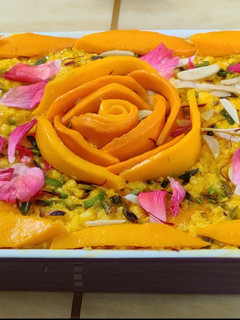 मैंगो कलाकंद Mango Kalakand (recipe in hindi) रेसिपी मुख्य फोटो