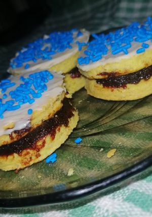 Una foto de Mini alfajores de avena