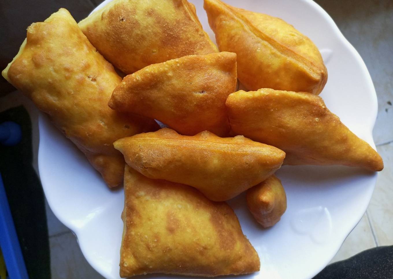 Tumeric mandazi