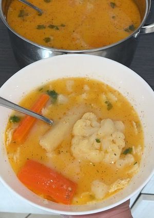 Karfiolleves recept fotója