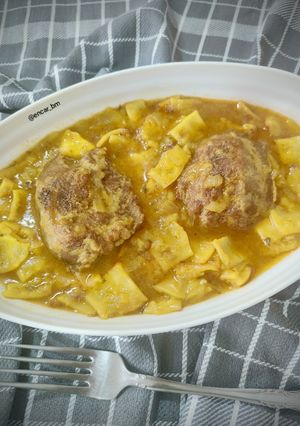 Una foto de Gazpachos manchegos con carrilladas