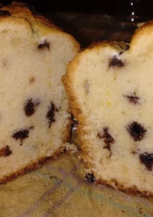 Una foto de Budín de naranja y chips de chocolate