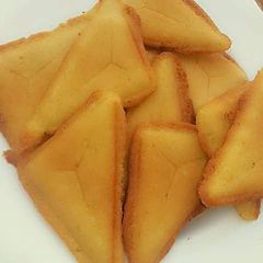 A picture of Toasted cake.