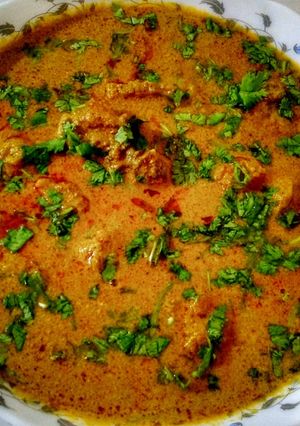 A picture of Kolhapuri Style Spicy Chicken Curry.