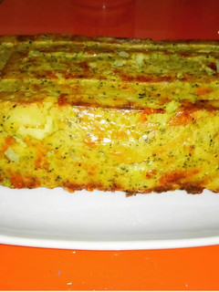 Una foto de Pastel de brócoli y patata