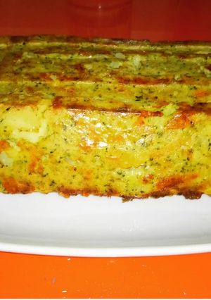 Una foto de Pastel de brócoli y patata