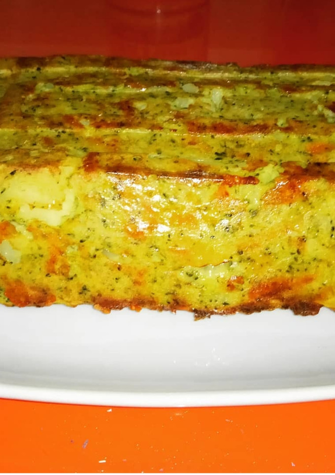 Una foto de Pastel de brócoli y patata