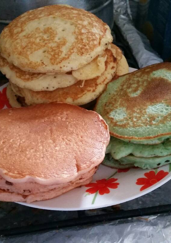 Una foto de Hot Cakes de colores