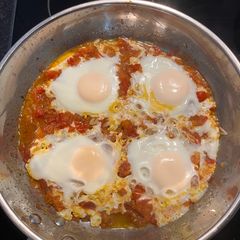 A picture of Traditional Shakshouka.