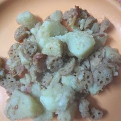 Aloo bhe chat A picture of Aloo bhe chat.