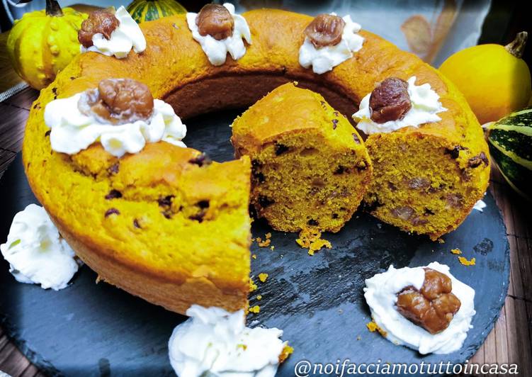 Ciambella alla Zucca con Gocce di Cioccolato e Castagne