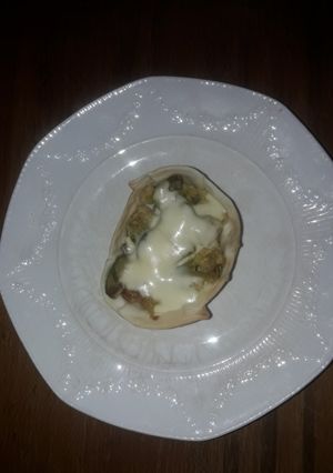 Una foto de Canasta de zucchinis con queso fresco 🥒🥒