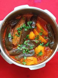 A picture of Potato Brinjal gravy Subji.