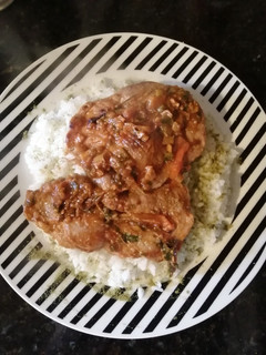 Una foto de Bifes de bondiola con verduras