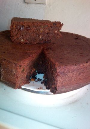 A picture of Rich fruit cake.