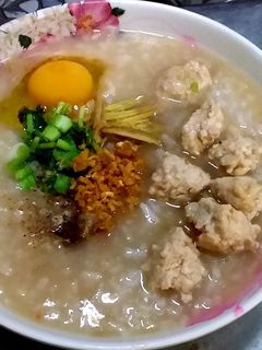 รูปของ ข้าวต้มหมู