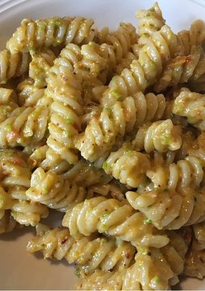 Foto di Rigatoni pistacchio e mandorle con il Bimby