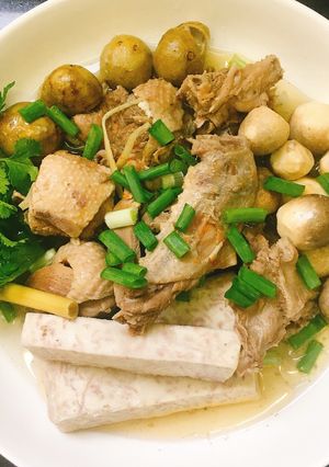 Hình của món Vịt om sấu.