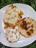 Huevos revueltos (carne desmechada, tomate, queso)