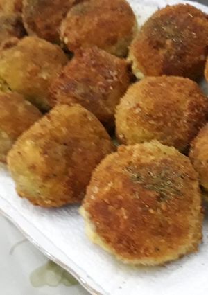 صورة لوصفة کرات البطاطا بالجبن