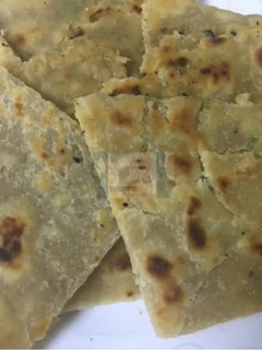 A picture of Pyaz kalonji paratha.