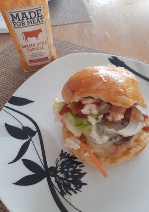 Hamburger házi buciból recept fotója