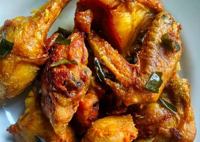 Ayam Goreng Daun Jeruk