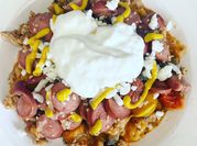Una foto de carne picada tomates cherry