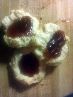 A picture of Strawberry cream cheese cookies.