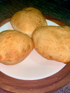 மங்களூர் பன் / வாழைப்பழ பன் (Mangalore bun recipe in tamil) செய்முறை முக்கிய புகைப்படம்