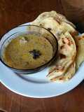 Roti Canai dan Kuah Kari