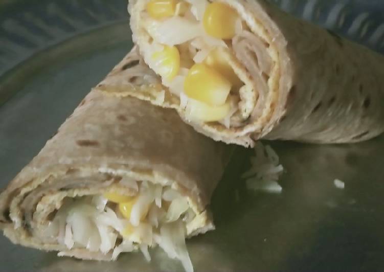 How to Prepare Super Quick Homemade Street style egg roll