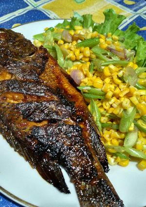 Foto resep Ikan bakar dan tumis jagung (menu diet)